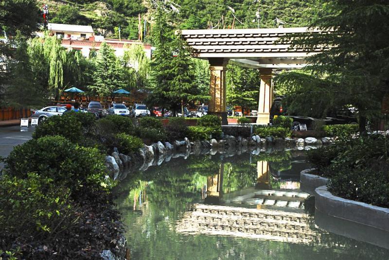 Howard Johnson Tian Yuan Jiuzhaigou Dış mekan fotoğraf